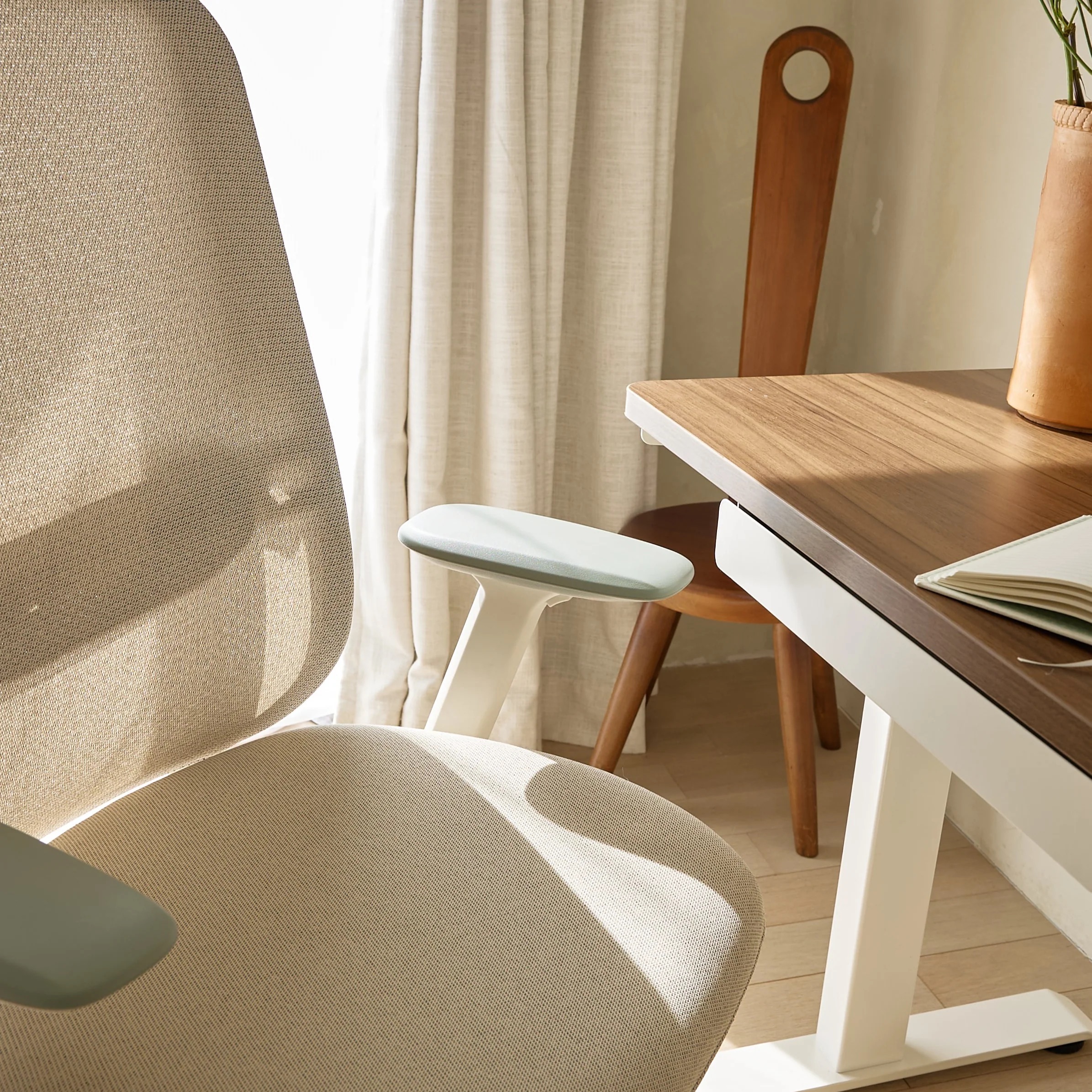 downsides of ergonomic chairs